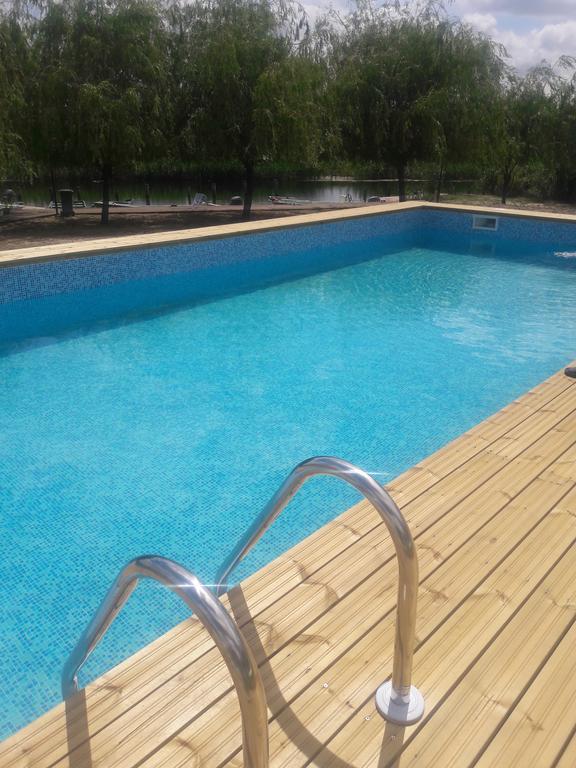 Pike Inn Dunavatul De Sus - Delta Dunarii Dunavăţu de Sus Dış mekan fotoğraf